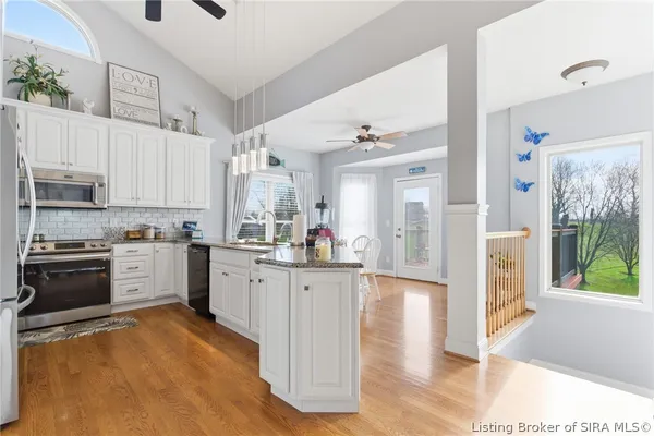 $589,900 | 8304 Hidden River Trace, Charlestown, IN 47111