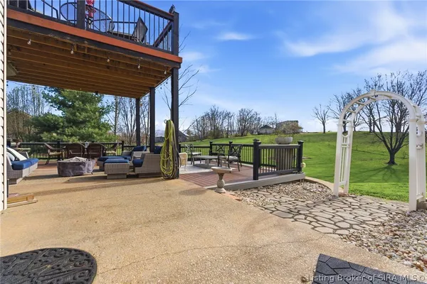 $589,900 | 8304 Hidden River Trace, Charlestown, IN 47111