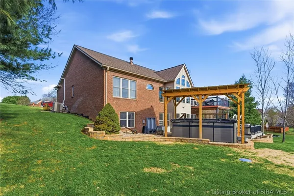$589,900 | 8304 Hidden River Trace, Charlestown, IN 47111
