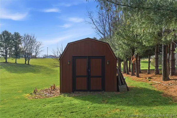 $589,900 | 8304 Hidden River Trace, Charlestown, IN 47111