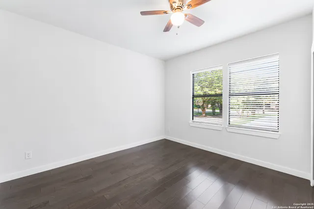 $4,800 | 136 West Evergreen, Boerne, TX 78006