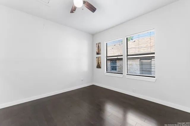 $4,800 | 136 West Evergreen, Boerne, TX 78006