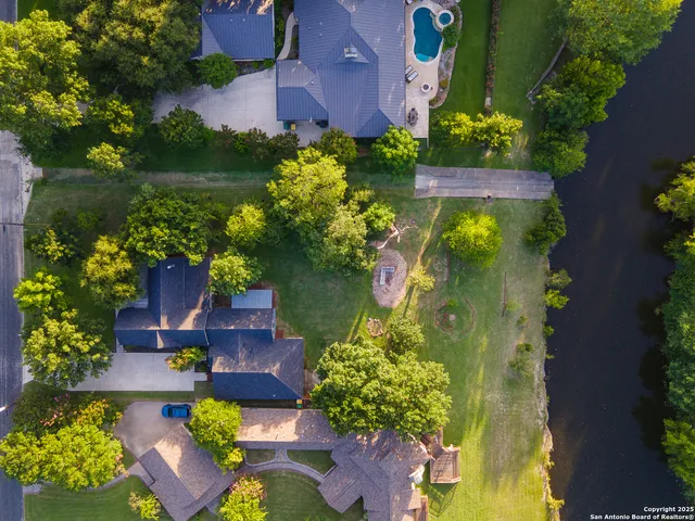 $4,800 | 136 West Evergreen, Boerne, TX 78006