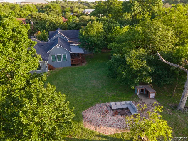 $4,800 | 136 West Evergreen, Boerne, TX 78006