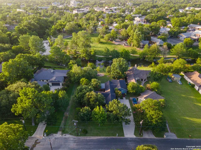 $4,800 | 136 West Evergreen, Boerne, TX 78006