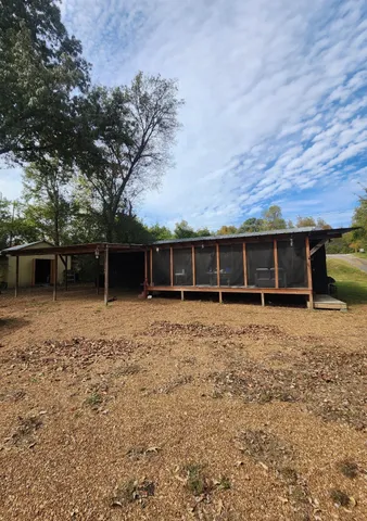 $179,900 | 920 Broadway Avenue, New Johnsonville, TN 37134