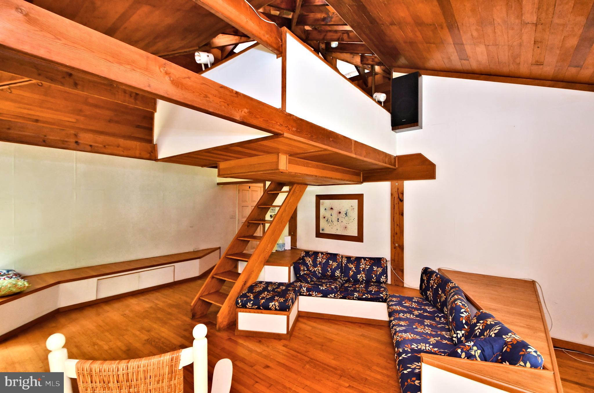 108 Glen Valley Road Morrisville, PA 19067 - Photo 16 of 83 Lookback under loft