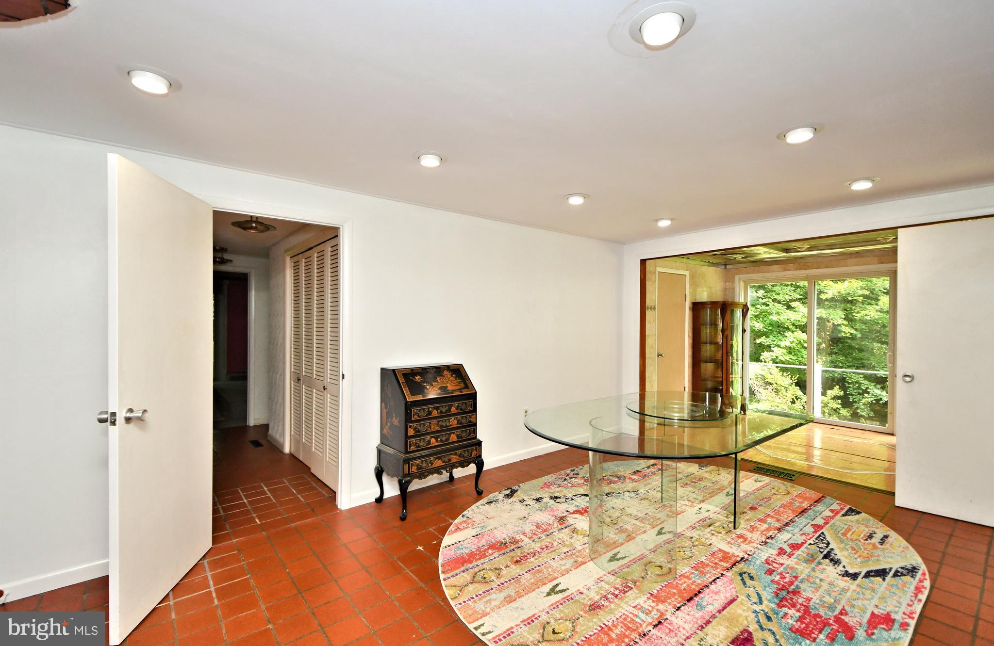 108 Glen Valley Road Morrisville, PA 19067 - Photo 20 of 83 Dining room