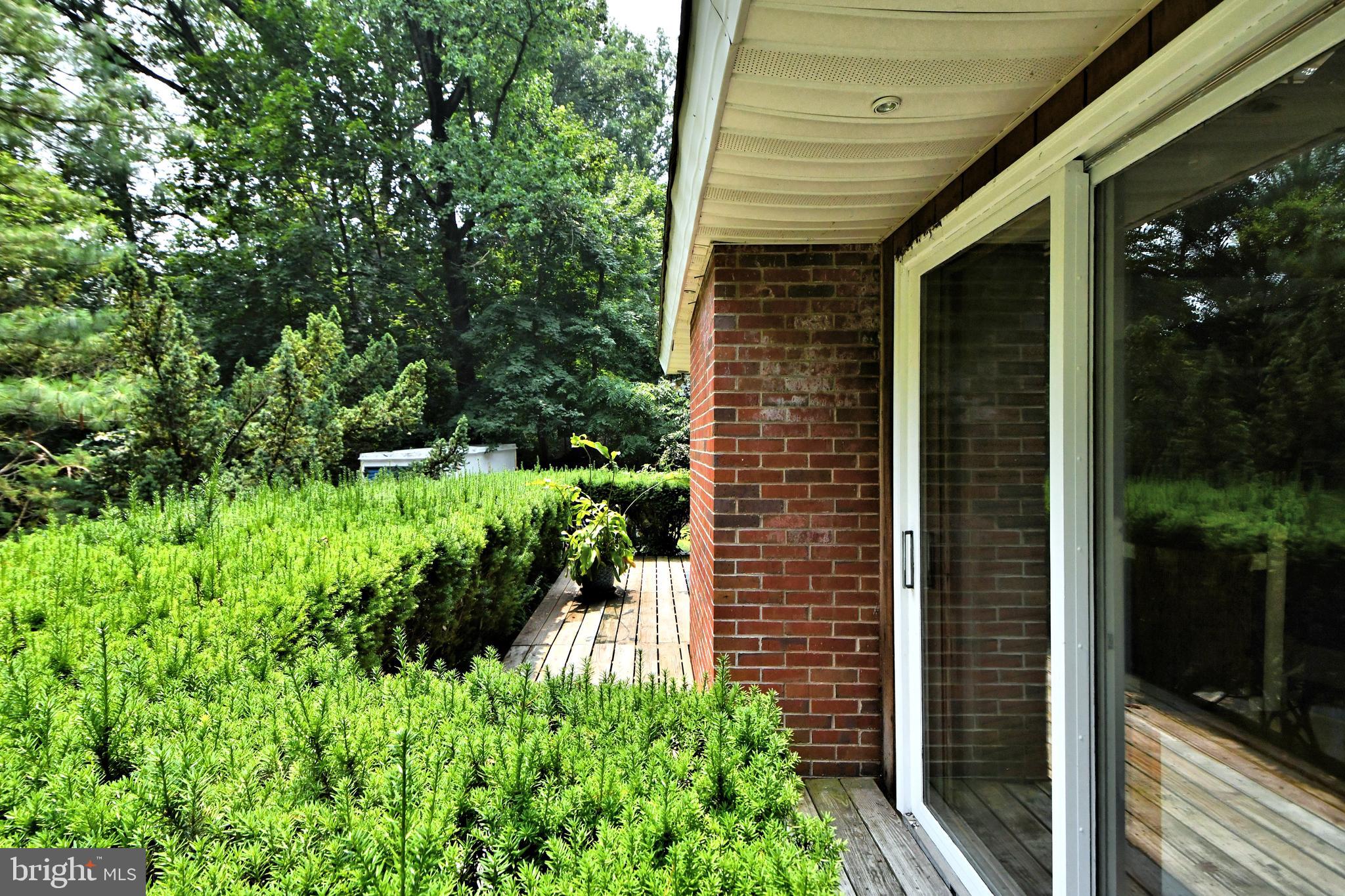 108 Glen Valley Road Morrisville, PA 19067 - Photo 57 of 83 Rear walkway