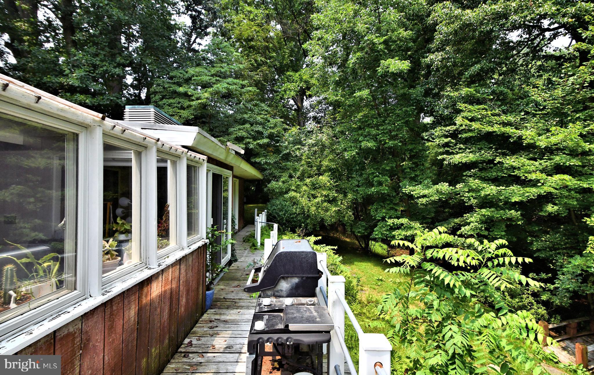 108 Glen Valley Road Morrisville, PA 19067 - Photo 58 of 83 Access to deck