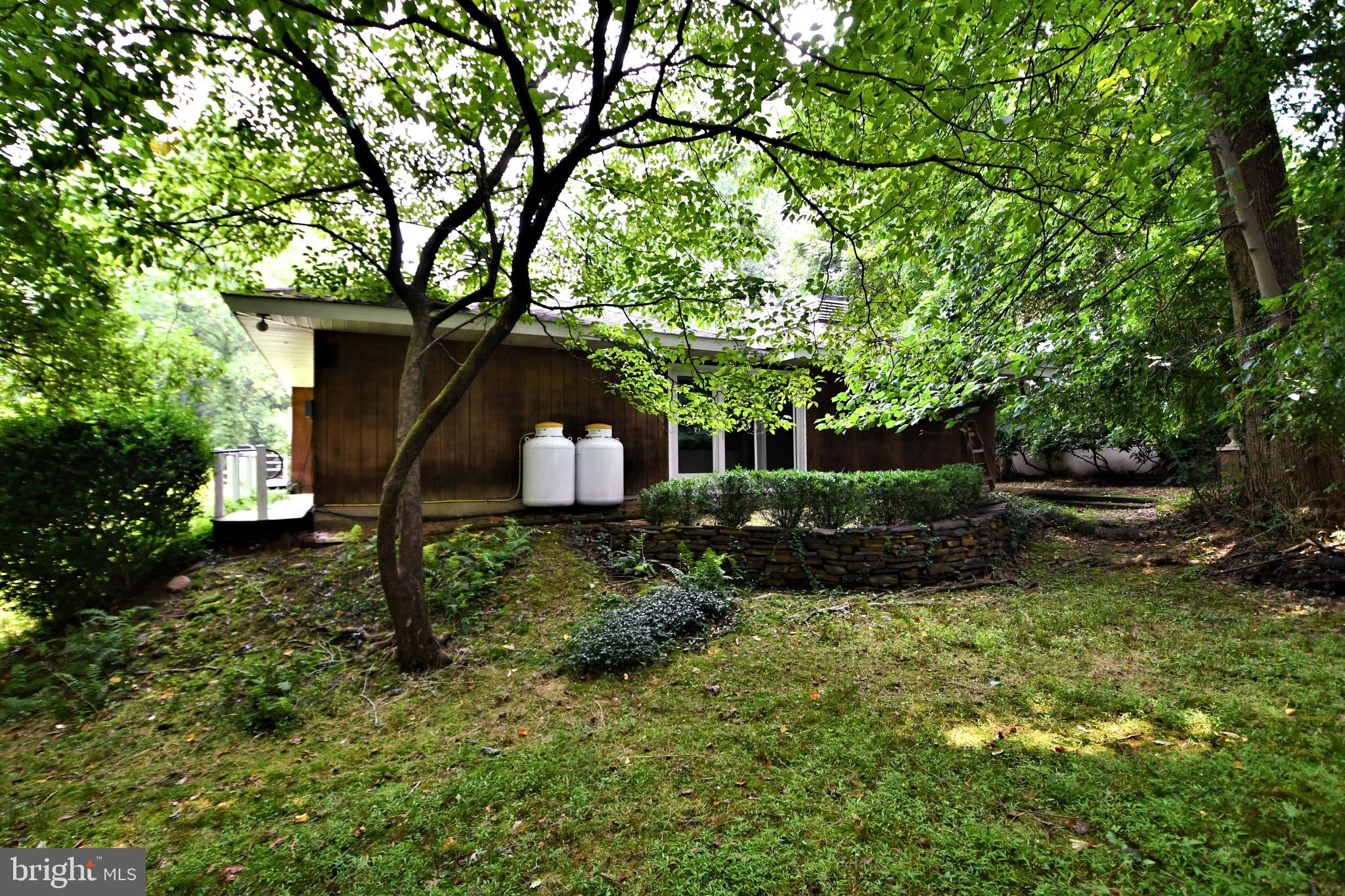 108 Glen Valley Road Morrisville, PA 19067 - Photo 78 of 83 Back side of house