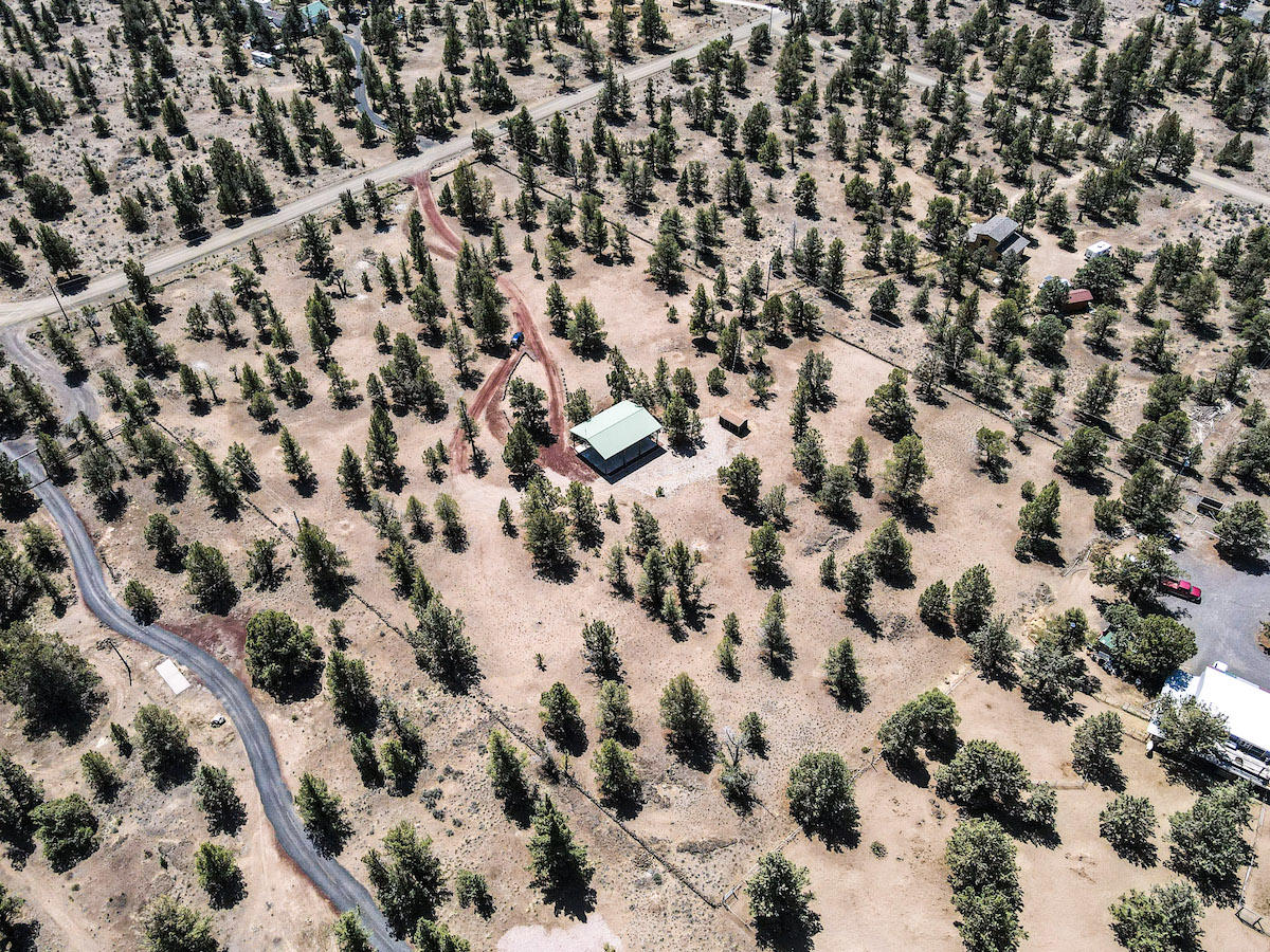 6702 Southwest Ferret Road Terrebonne, OR 97760 - Photo 14 of 40 2021_05_12_6702_sw_ferrett_lot-21