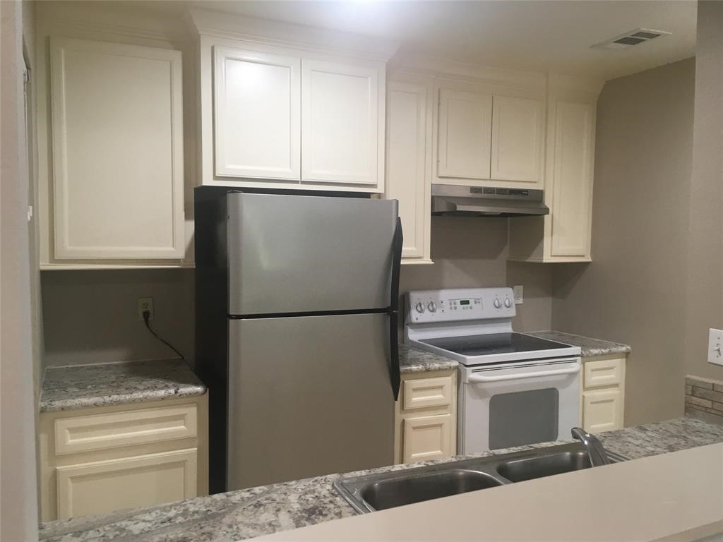 3500 Tangle Brush Drive, Unit 117 Spring, TX 77381 - Photo 3 of 12