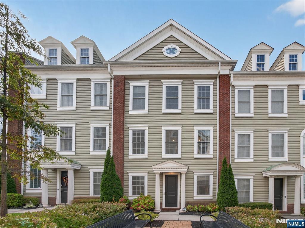 25 Roosevelt Drive Wood-Ridge, NJ 07075 - Photo 14 of 50