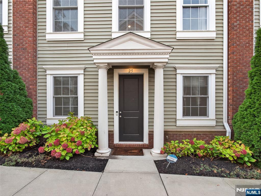 25 Roosevelt Drive Wood-Ridge, NJ 07075 - Photo 15 of 50