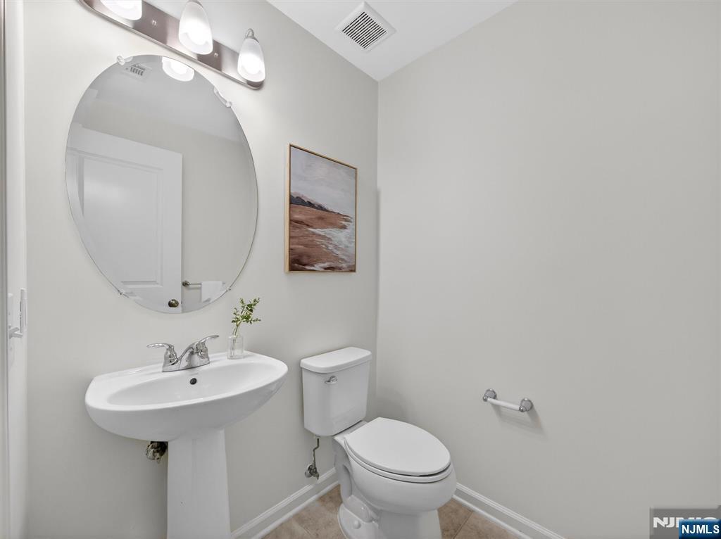25 Roosevelt Drive Wood-Ridge, NJ 07075 - Photo 21 of 50