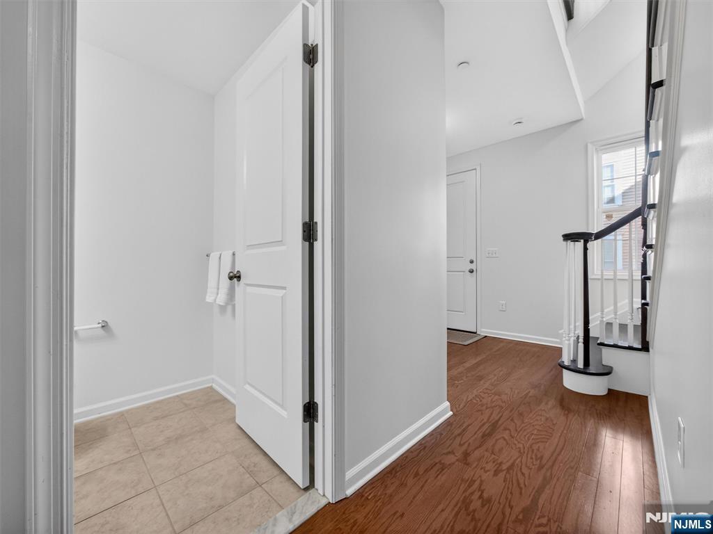 25 Roosevelt Drive Wood-Ridge, NJ 07075 - Photo 22 of 50