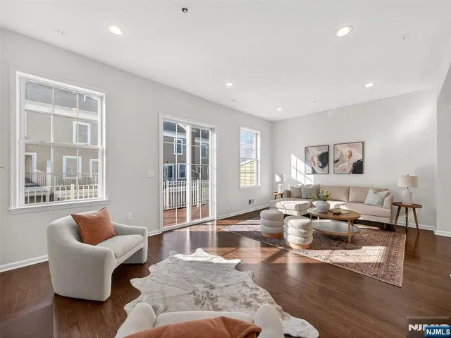 $900,000 | 25 Roosevelt Drive, Wood-Ridge, NJ 07075