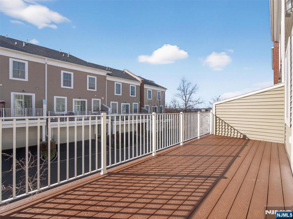 25 Roosevelt Drive Wood-Ridge, NJ 07075 - Photo 7 of 50