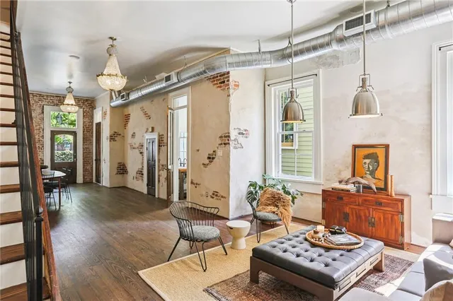 $1,399,500 | 924 Melpomene Street, New Orleans, LA 70130