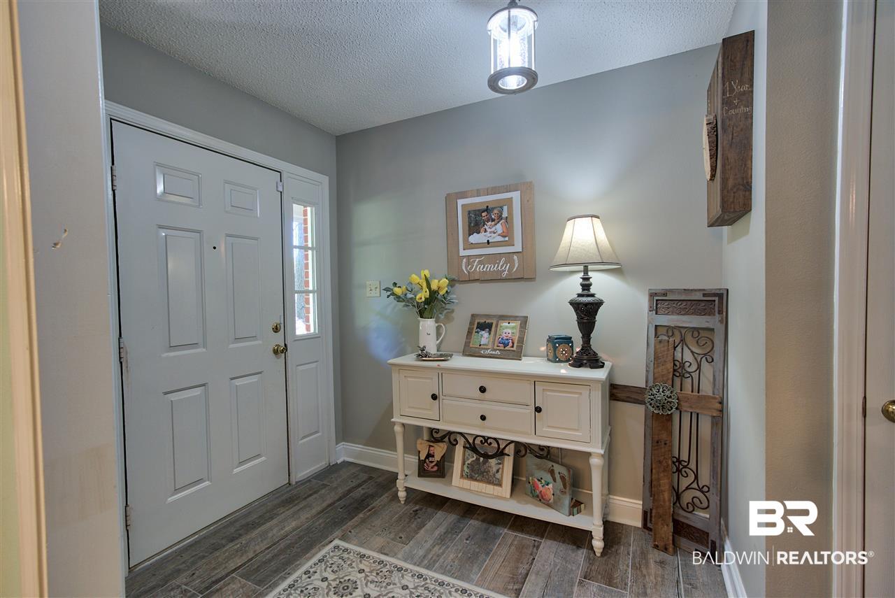 22201 Price Grubbs Road Robertsdale, AL 36567 - Photo 6 of 43 Foyer
