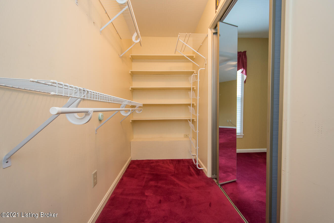 2805 Lexham Road Louisville, KY 40220 - Photo 31 of 54 Walk-in Closet