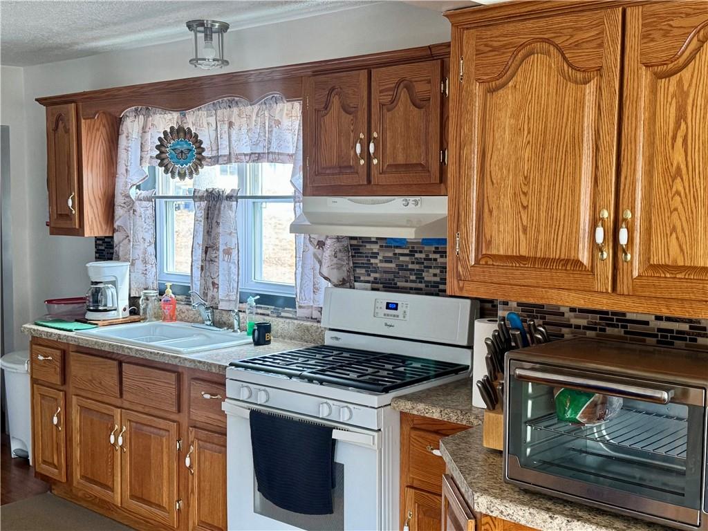 168 Kelly Road Butler, PA 16001 - Photo 8 of 31