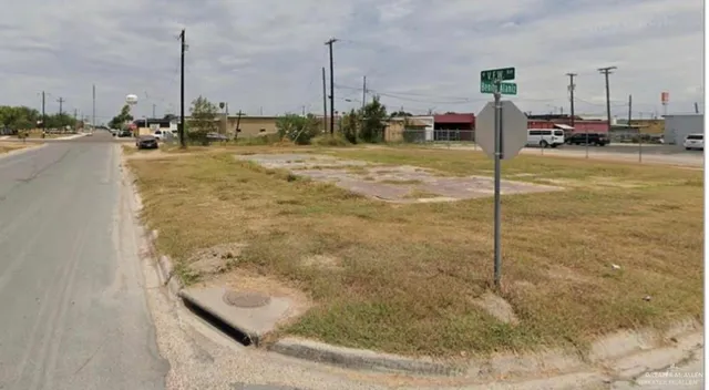 $180,000 | 300 North Benito Alaniz, Weslaco, TX 78599