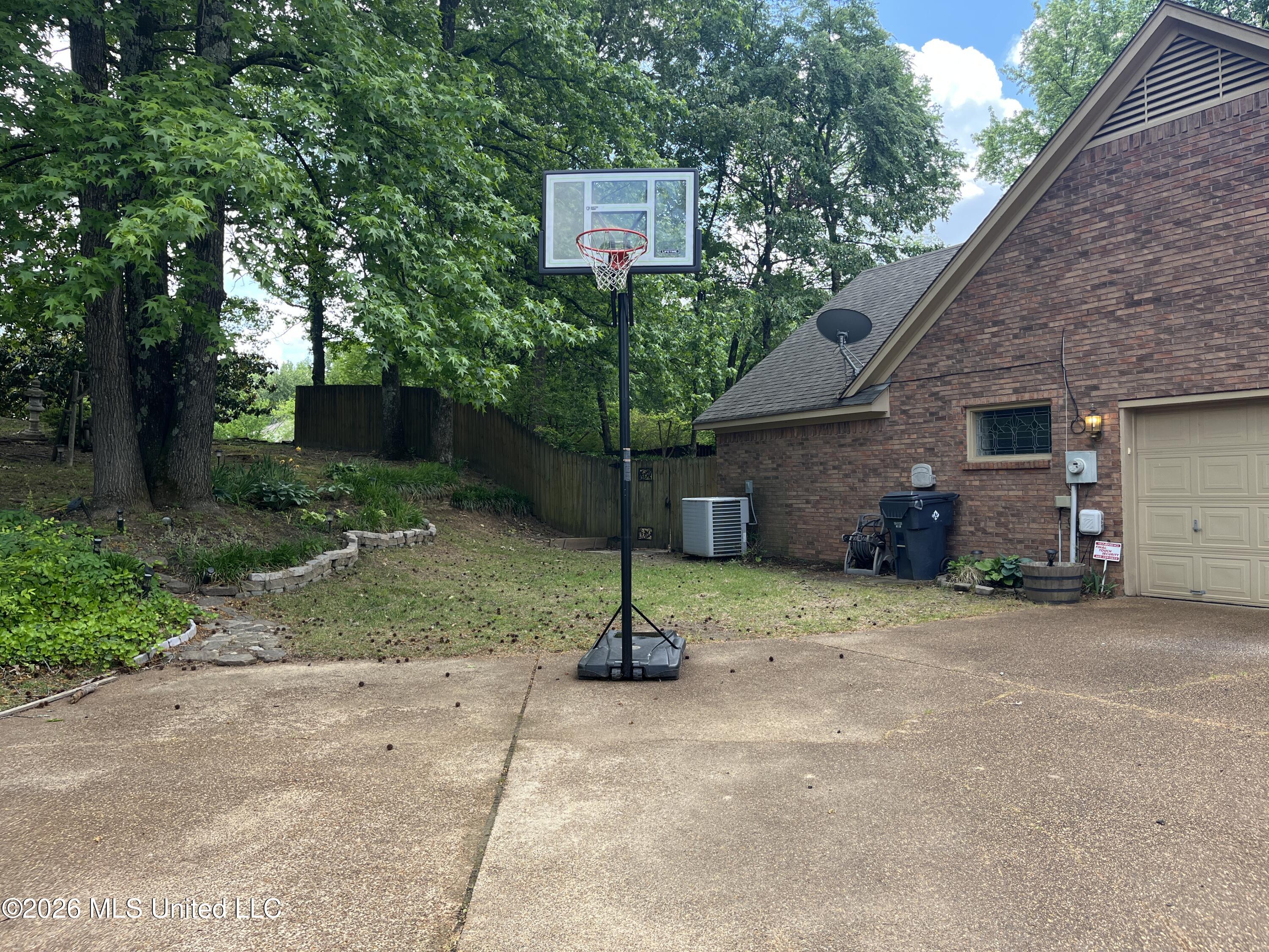 425 Augusta Drive Hernando, MS 38632 - Photo 4 of 70 3