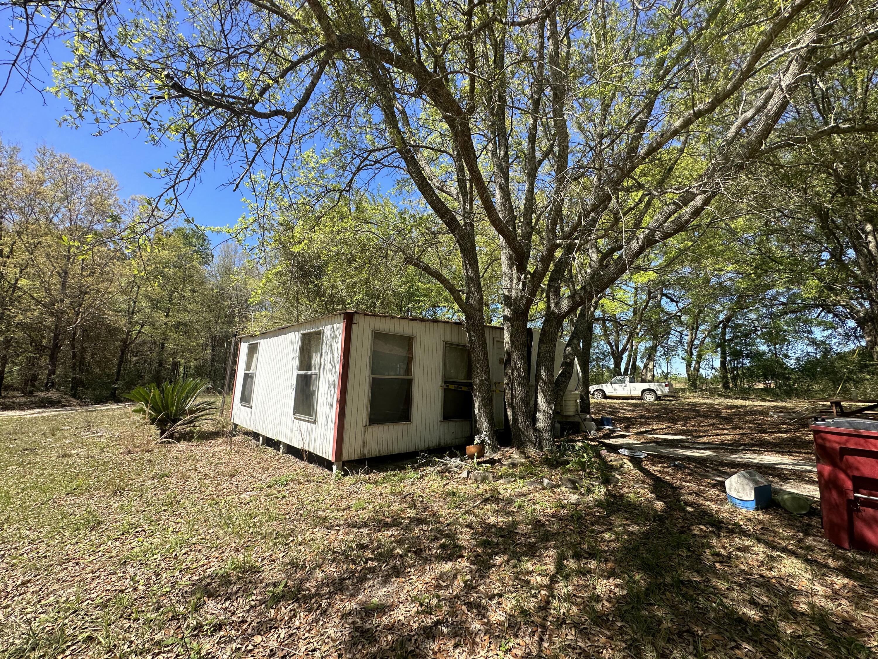 6329 Sherman Kennedy Road Baker, FL 32531 - Photo 5 of 21 IMG_8925