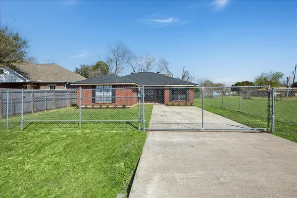 $1,850 | 3513 Barberry Drive, Houston, TX 77051