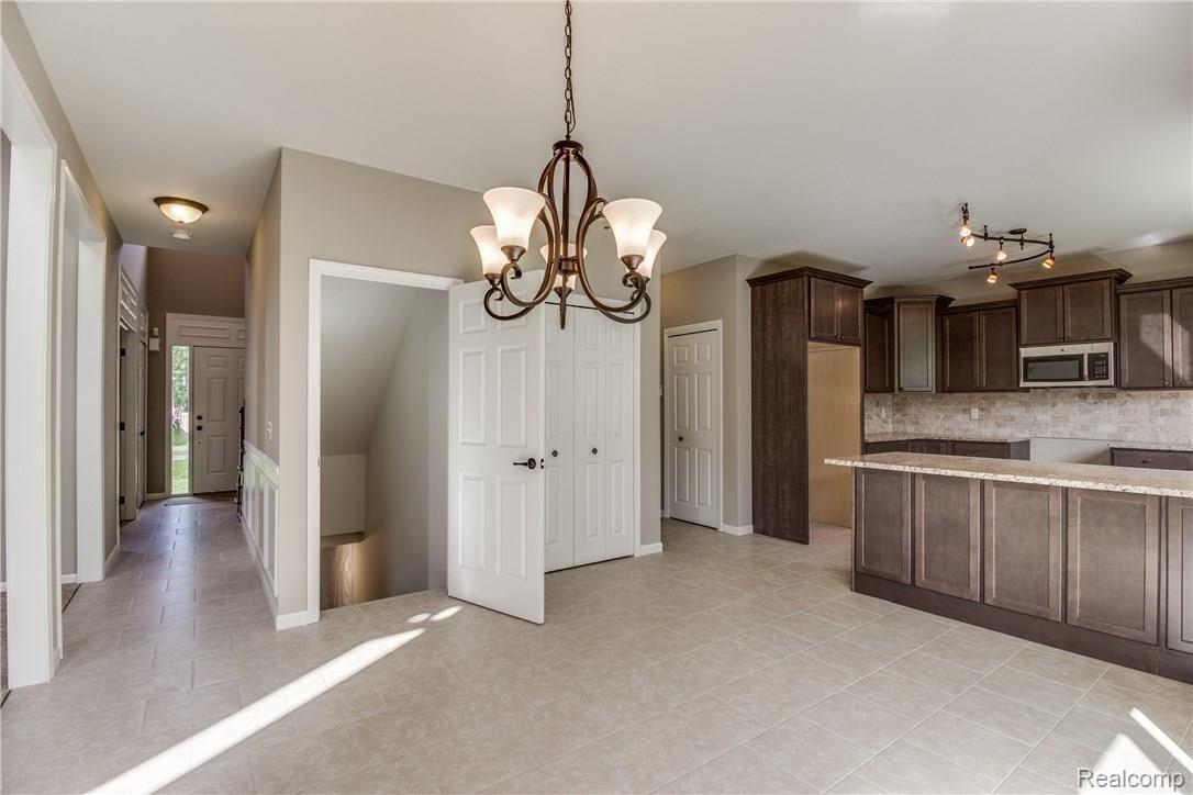 3723 Dearborn Avenue Rochester, MI 48309 - Photo 22 of 33 Interiors-16.jpg