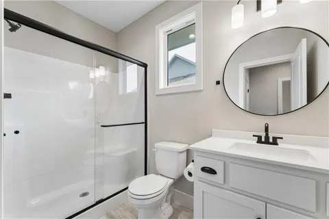 $569,900 | 17120 West 168th Place, Olathe, KS 66062