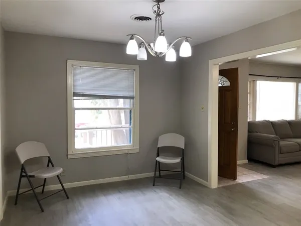 $1,500 | 837 Rosedale Drive, Corpus Christi, TX 78411