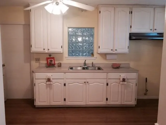 $1,500 | 837 Rosedale Drive, Corpus Christi, TX 78411