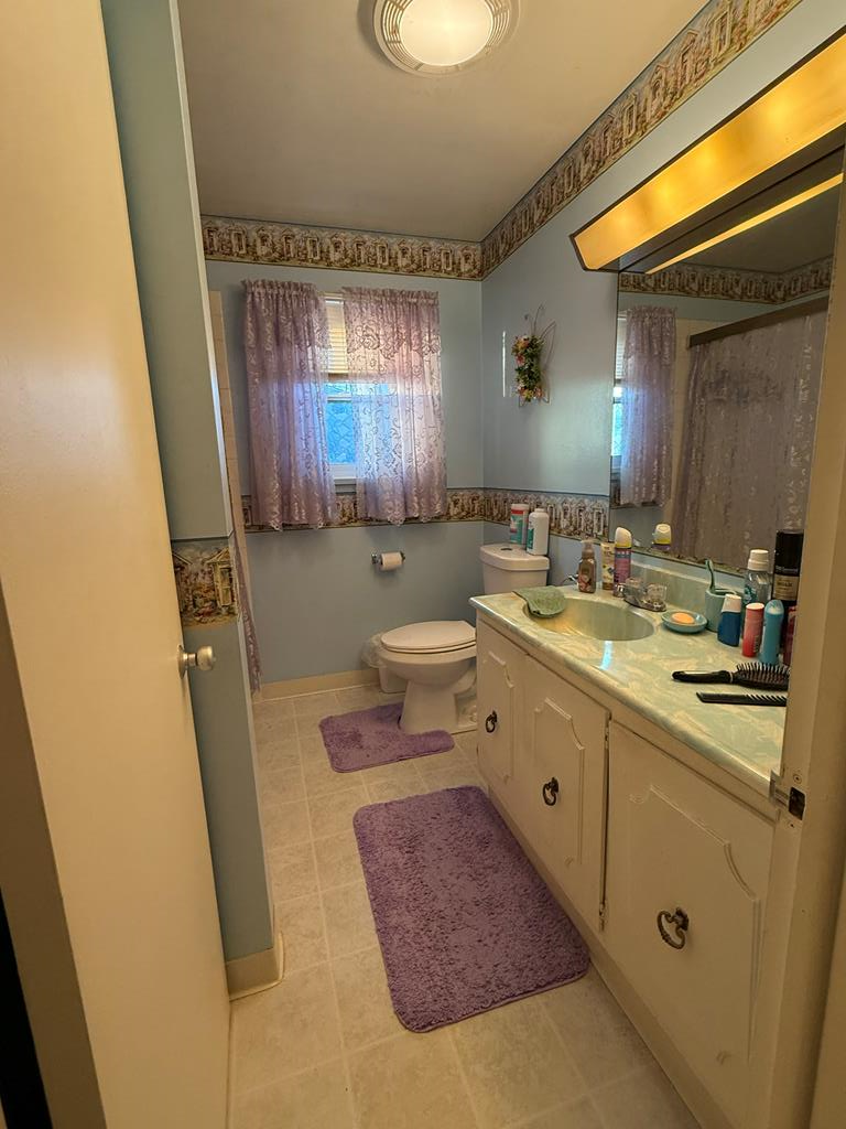 831 James Street Roaring Spring, PA 16673 - Photo 24 of 47 Full Bath