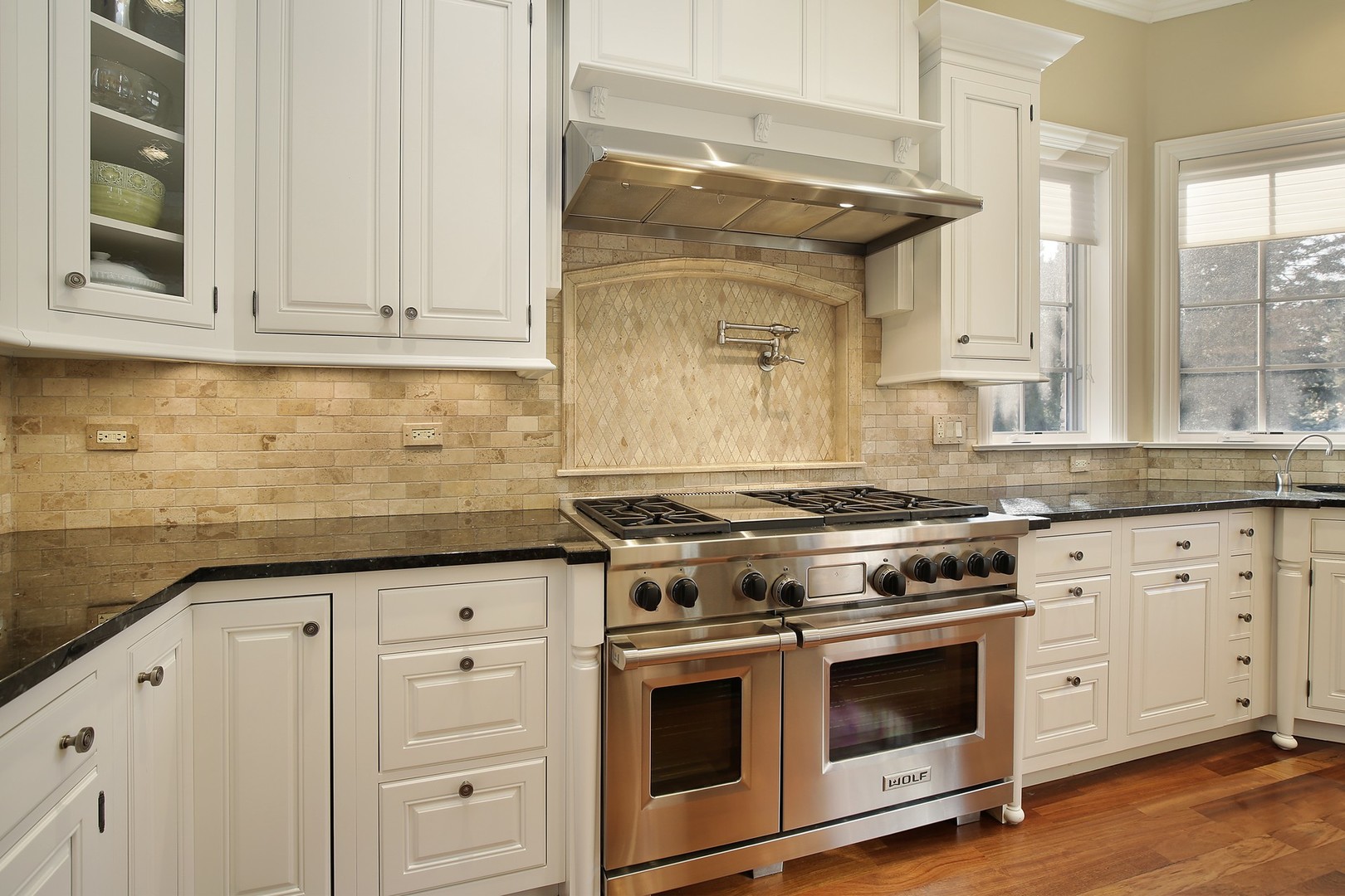 2243 Woodlawn Road Northbrook, IL 60062 - Photo 12 of 61