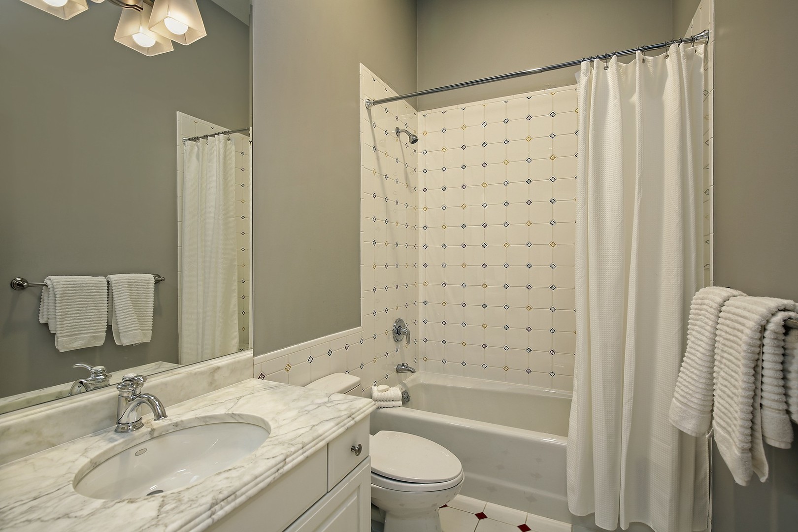 2243 Woodlawn Road Northbrook, IL 60062 - Photo 33 of 61