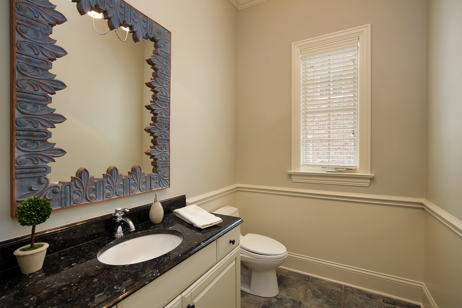 2243 Woodlawn Road Northbrook, IL 60062 - Photo 35 of 61