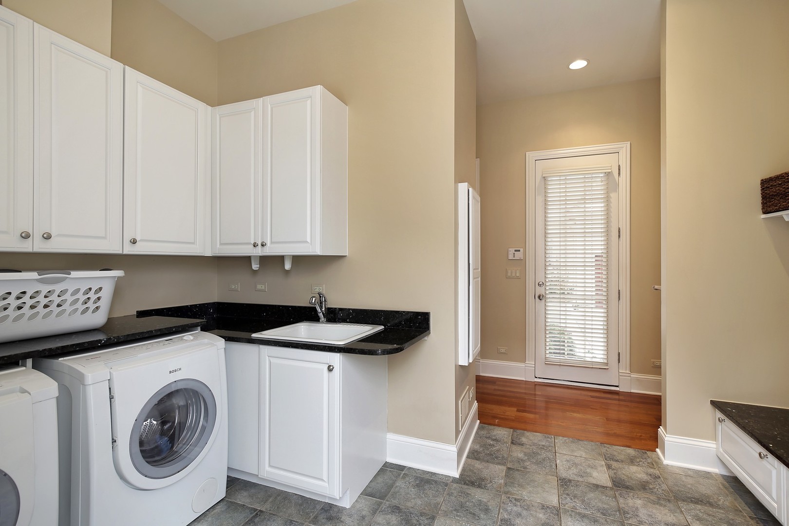 2243 Woodlawn Road Northbrook, IL 60062 - Photo 46 of 61