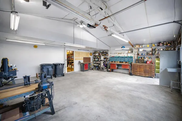 $264,900 | 2450 South Mary's Lane, Rensselaer, IN 47978