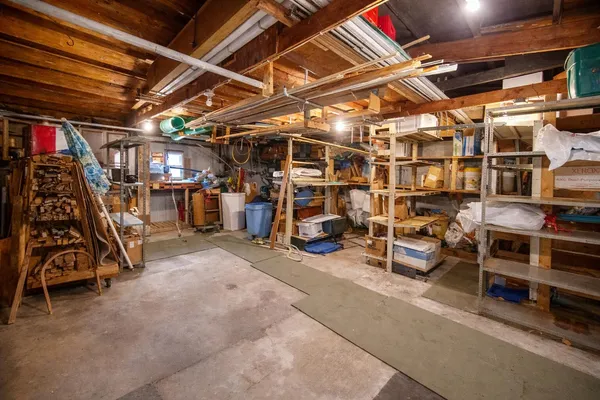 $264,900 | 2450 South Mary's Lane, Rensselaer, IN 47978