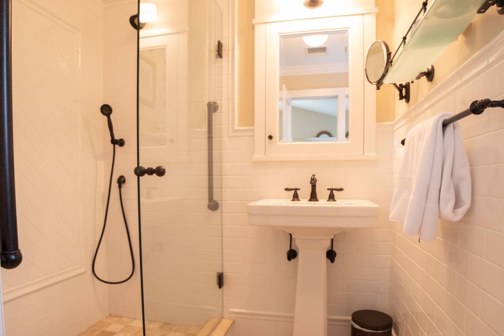 7 Inkberry Street East Hampton, NY 11937 - Photo 11 of 13