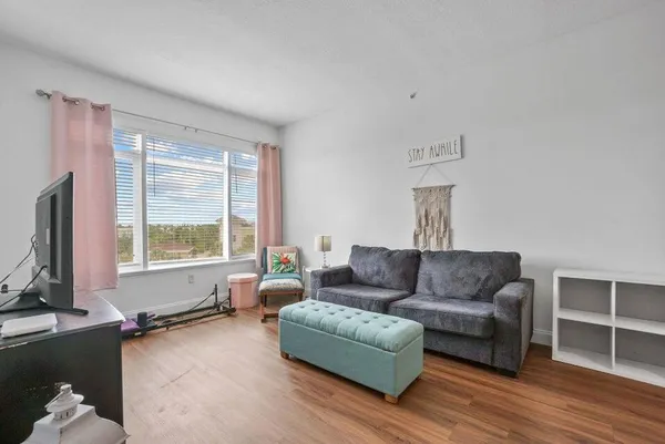 $2,500 | 1200 Town Center Drive, Unit 401, Jupiter, FL 33458