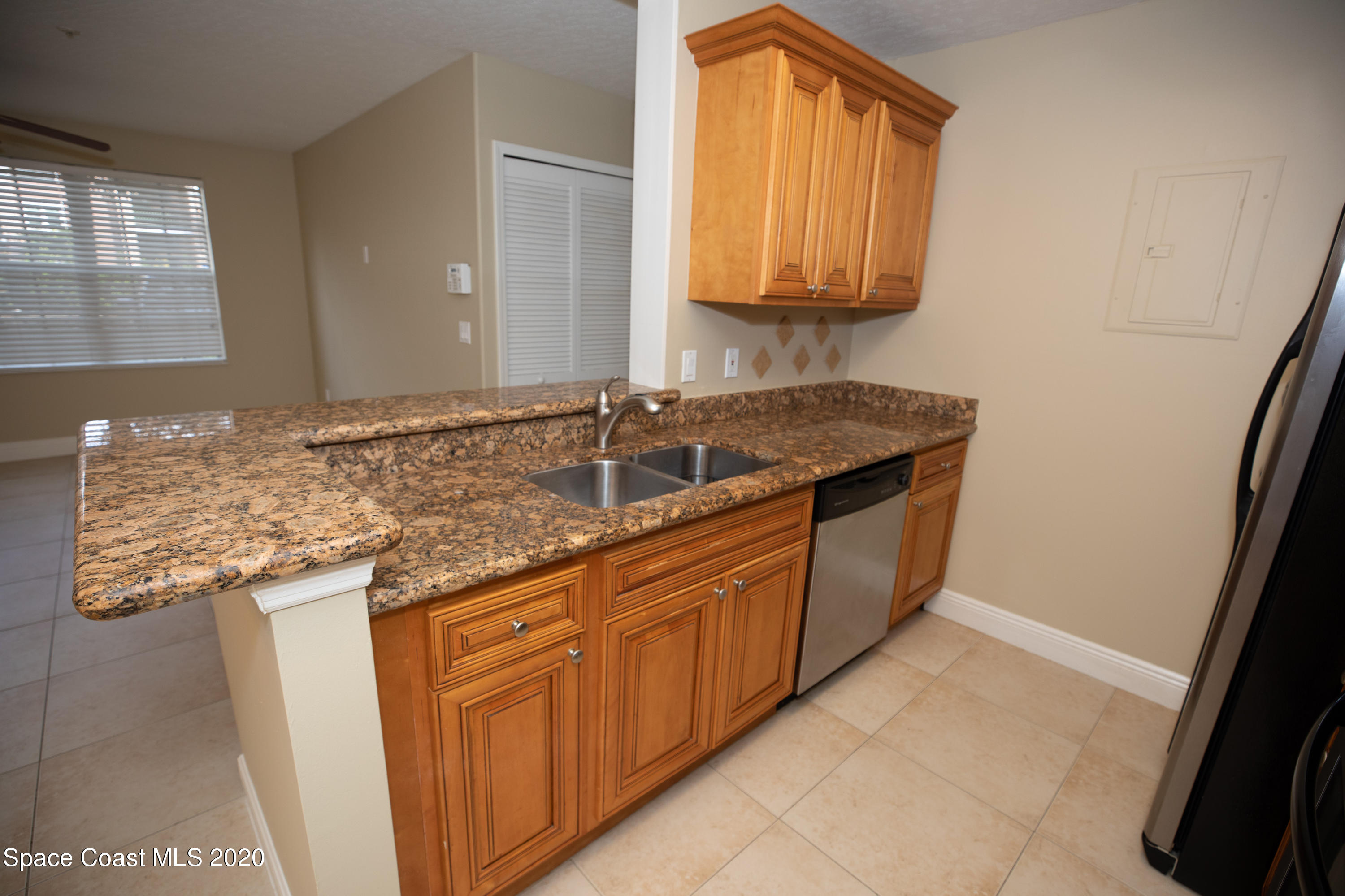 7667 North Wickham Road, Unit 807 Melbourne, FL 32940 - Photo 9 of 23 7667 N Wickham Rd Unit 807 Picture 51