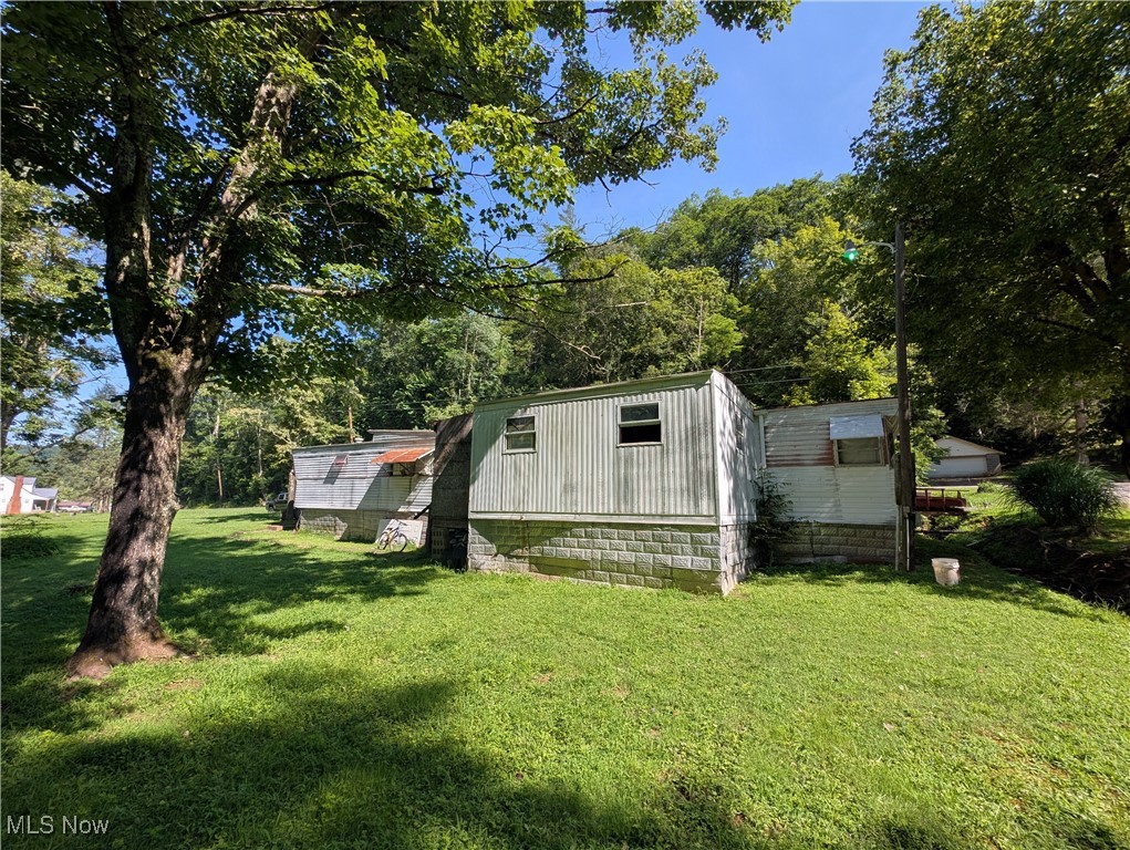 422 Sand Ridge Road Arnoldsburg, WV 25234 - Photo 15 of 23