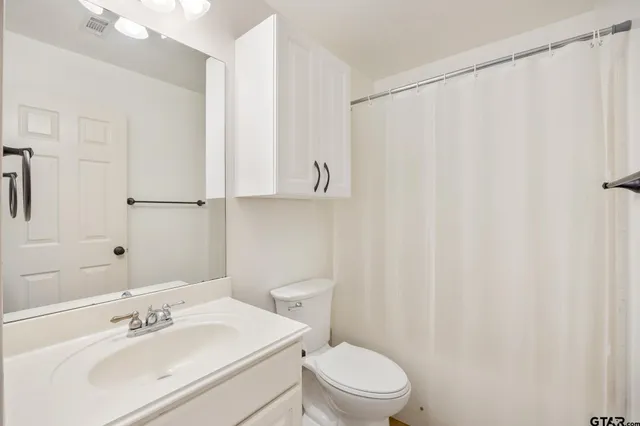 $2,500 | 209 Cass Circle, Tyler, TX 75703