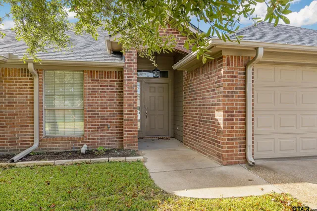 $2,500 | 209 Cass Circle, Tyler, TX 75703