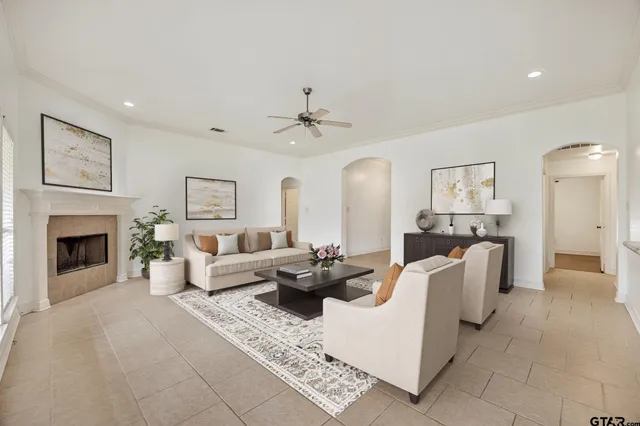 $2,500 | 209 Cass Circle, Tyler, TX 75703