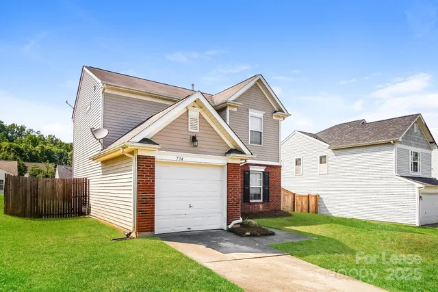 $1,750 | 734 Aberdeen Glen Place, Charlotte, NC 28214